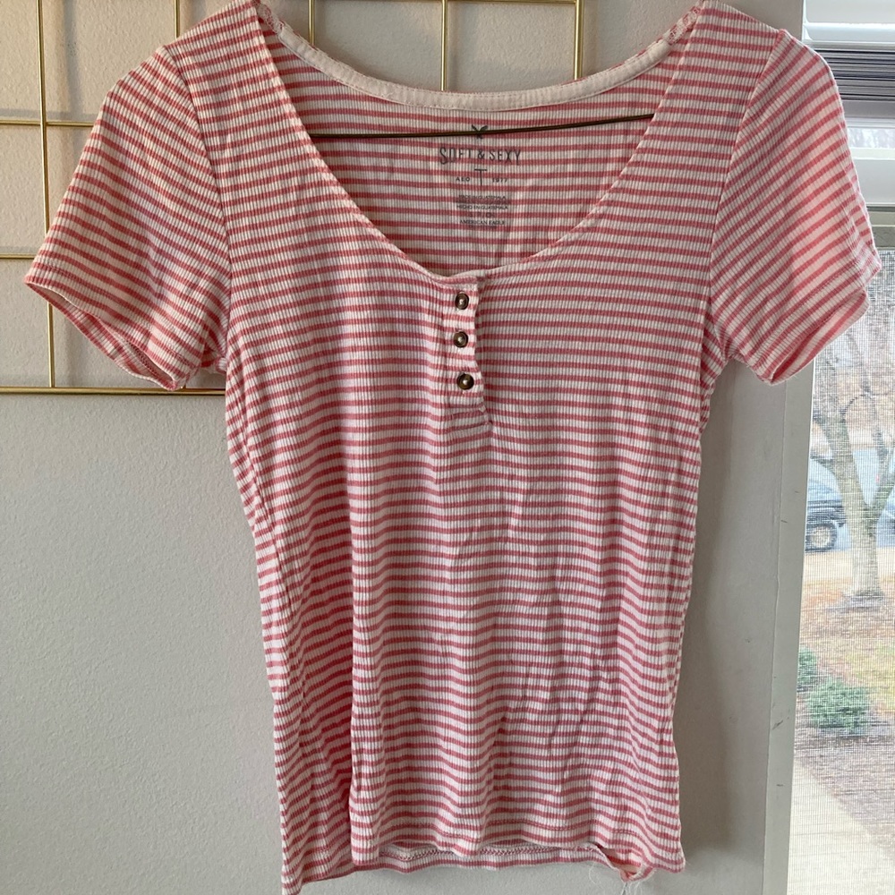 American Eagle baby tee